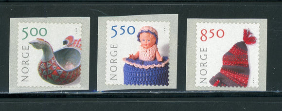 Norway Scott #1305-1307 SA Crafts Knitting Crochet CV$9+ 430297