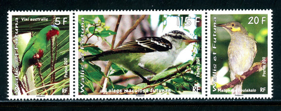 Wallis & Futuna Scott #695 MNH STRIP of 3 Birds FAUNA $$ 439447
