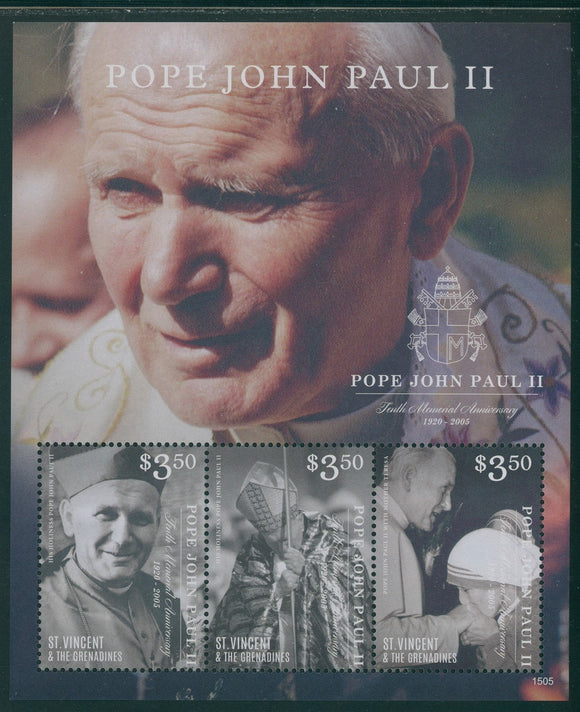 St. Vincent Scott #3922 MNH SHEET of 3 Canonization of Pope John Paul II CV$7+