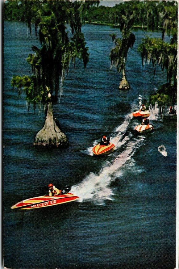 Postcard Cypress Gardens Winterhaven FL, unaddressed $$ 383325 ISH
