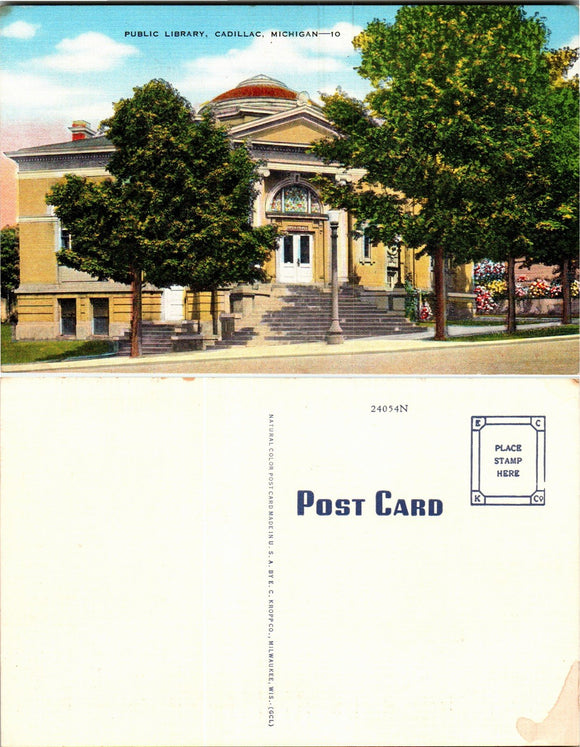 Postcard Public Library Cadillac MI, unaddressed $$ 383344 ISH