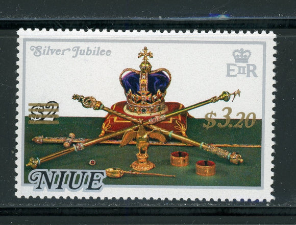 Niue Scott #213 MNH Queen Elizabeth II Silver Jubilee $3.20 on $2 $$ 417700