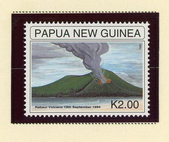 Papua New Guinea Scott #884 MNH Rabaul Volcano Eruption Nature CV$4+ 424108