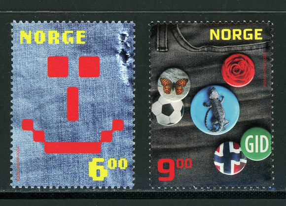 Norway Scott #1409-1410 MNH Rose + Hopp 2004 CV$4+ 430315