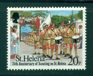 St. Helena Scott #585 MNH Scouts on Parade $$